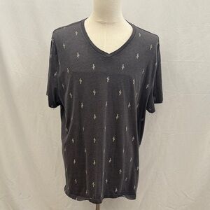 Old Navy Charcoal V-Neck Tee with Pattern